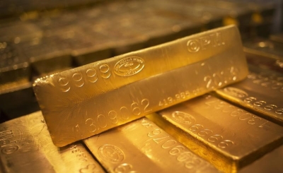الذهب يتراجع تحت ضغط بيانات التوظيف الأمريكية